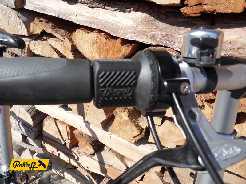 kliknut�m zav�ete okno