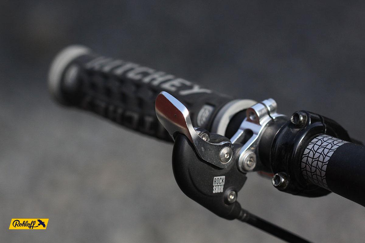 kliknut�m zav�ete okno