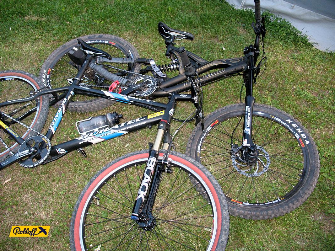 kliknut�m zav�ete okno