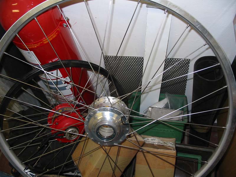 kliknut�m zav�ete okno