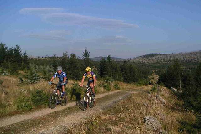 kliknut�m zav�ete okno