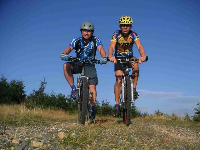 kliknut�m zav�ete okno