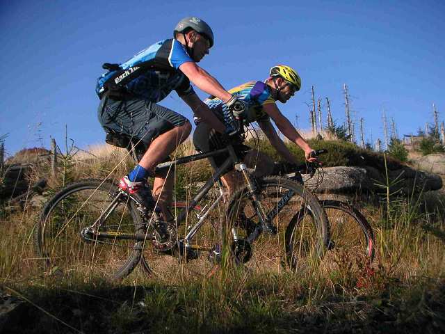 kliknut�m zav�ete okno