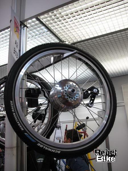 kliknut�m zav�ete okno