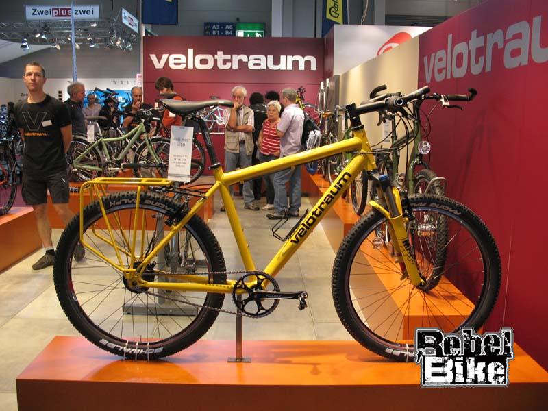 kliknut�m zav�ete okno