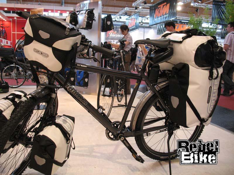 kliknut�m zav�ete okno