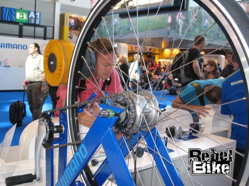 kliknut�m zav�ete okno