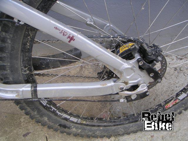 kliknut�m zav�ete okno