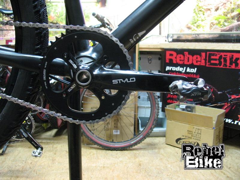 kliknut�m zav�ete okno