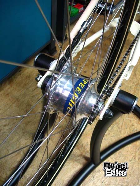 kliknut�m zav�ete okno