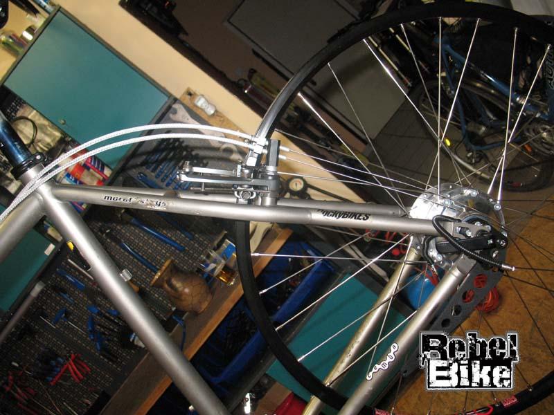 kliknut�m zav�ete okno