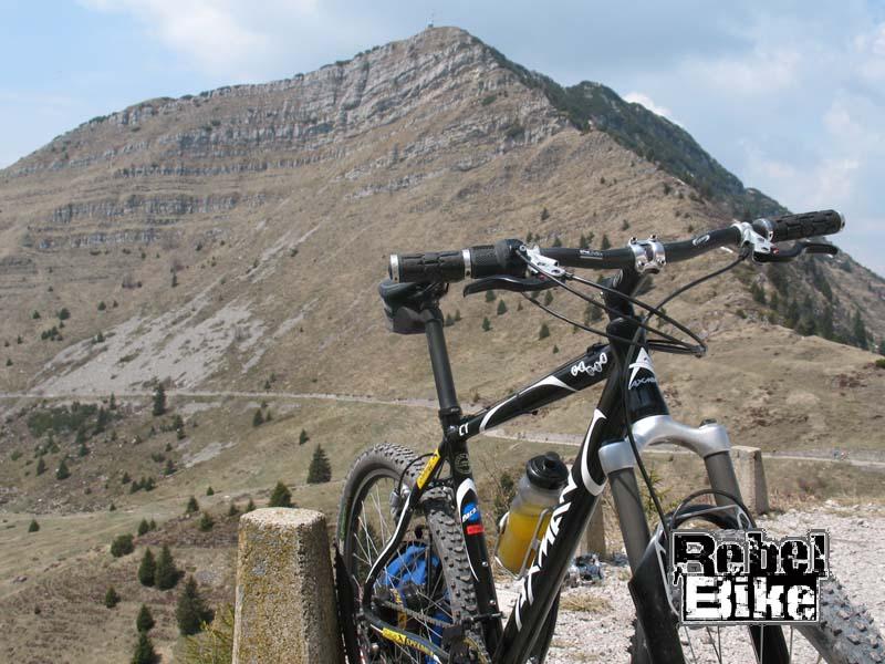 kliknut�m zav�ete okno