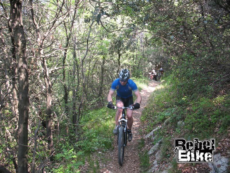 kliknut�m zav�ete okno