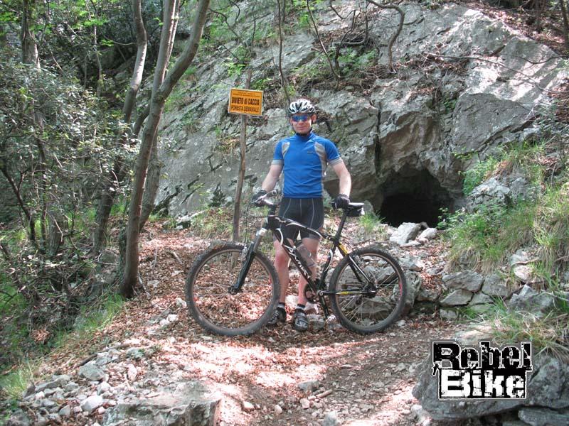 kliknut�m zav�ete okno