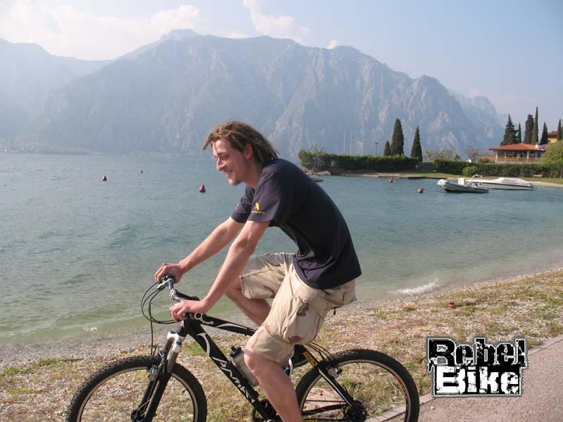 kliknut�m zav�ete okno