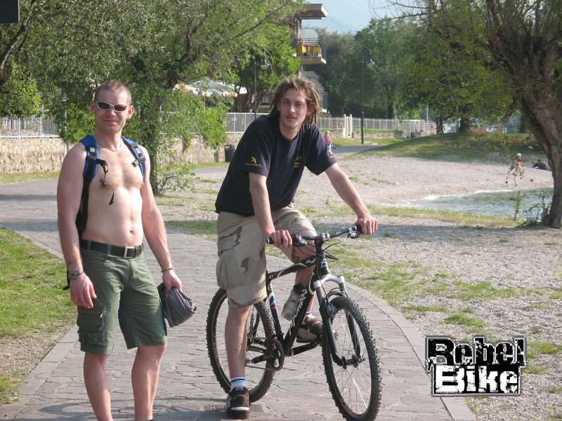 kliknut�m zav�ete okno