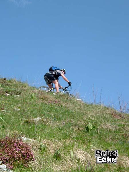 kliknut�m zav�ete okno