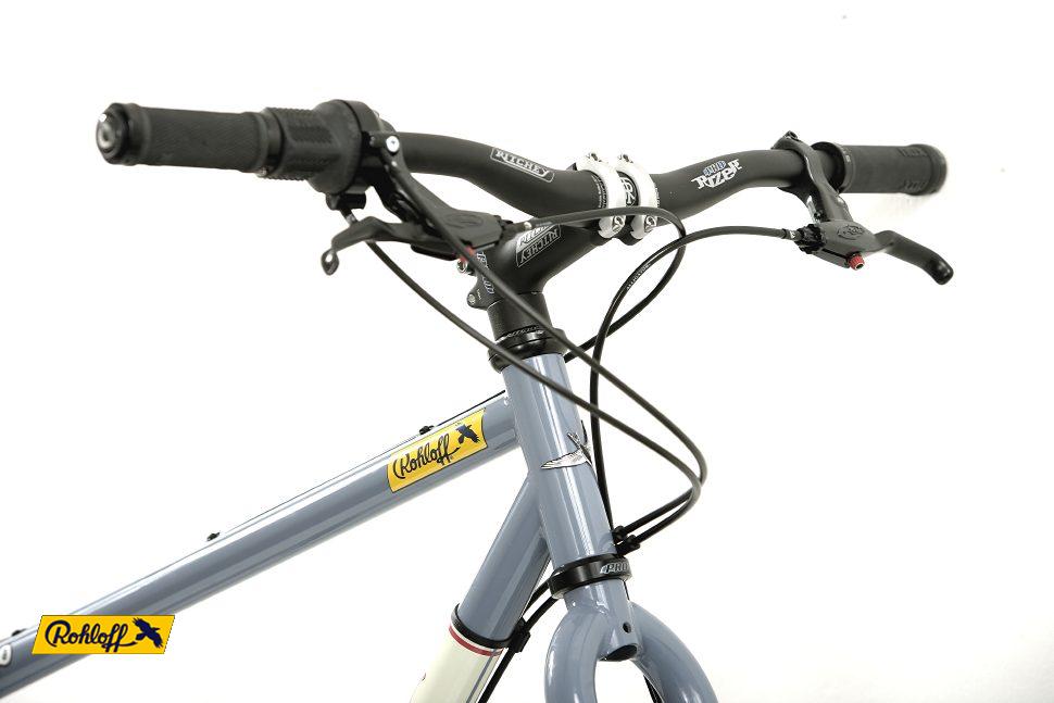 kliknut�m zav�ete okno