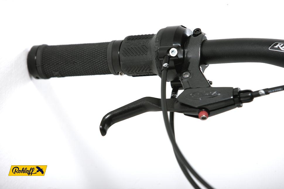 kliknut�m zav�ete okno