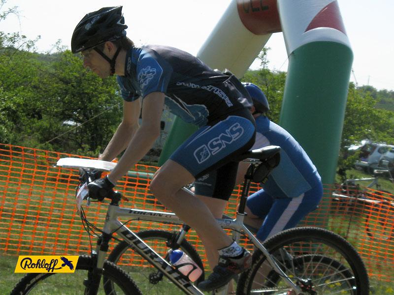 kliknut�m zav�ete okno