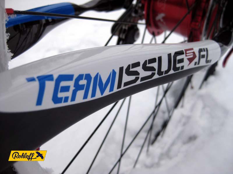 kliknut�m zav�ete okno