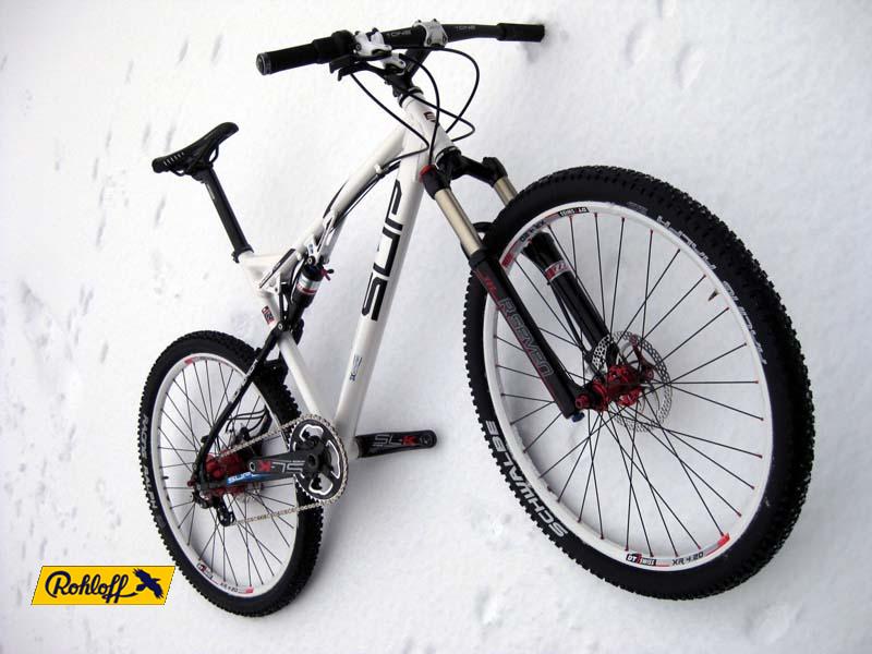 kliknut�m zav�ete okno